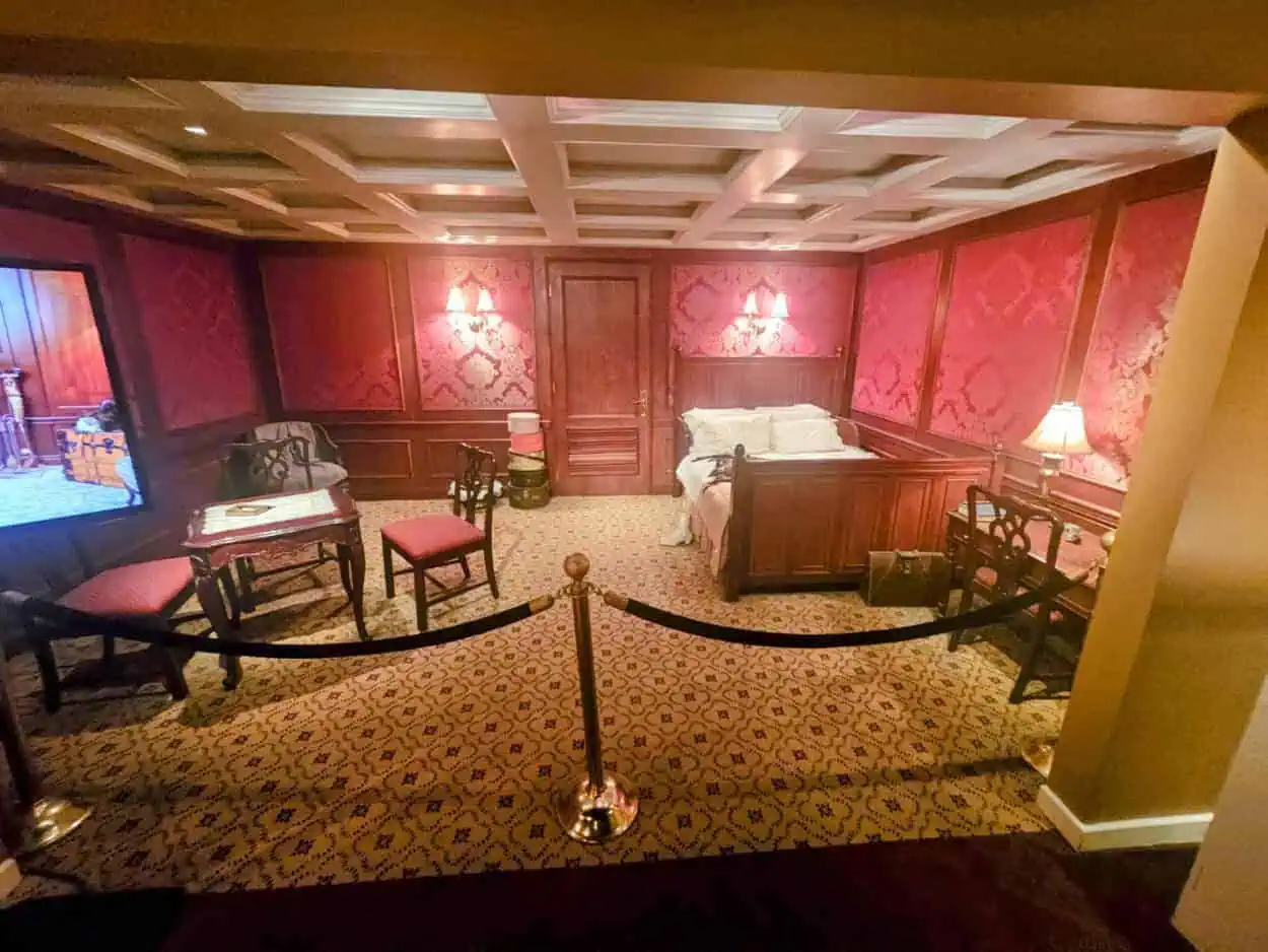 Titanic Museum first class